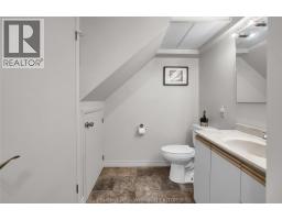 85 Marion AVENUE - 34