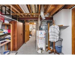 85 Marion AVENUE - 36
