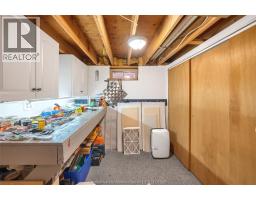 85 Marion AVENUE - 37