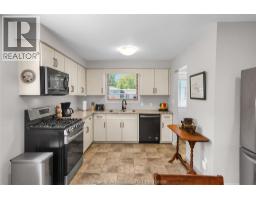 85 Marion AVENUE - 4
