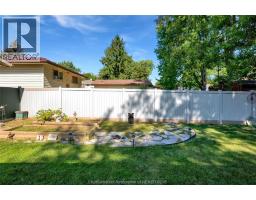85 Marion AVENUE - 48