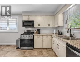 85 Marion AVENUE - 6