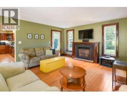 10517 Longwoods Road ROAD - 34
