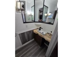 5093 DUFFERIN AVENUE - 25