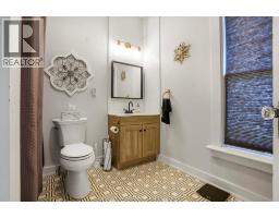 58 Forest STREET - 21