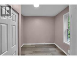 61 Baxter STREET - 18
