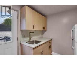 61 Baxter STREET - 5