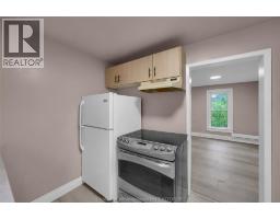 61 Baxter STREET - 8