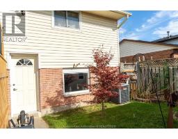 56 Rossini CRESCENT - 42