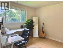 14 MacMillan CRESCENT - 21