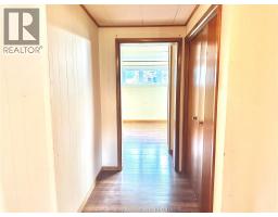 14 MacMillan CRESCENT - 27