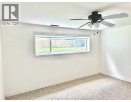 14 MacMillan CRESCENT - 32