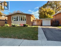 14 MacMillan CRESCENT - 4