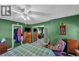 18518 Erie Shore DRIVE - 19