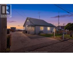 18518 Erie Shore DRIVE - 44