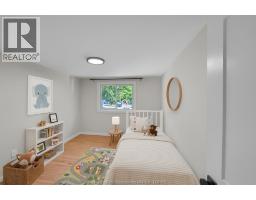 19 Chestnut DRIVE - 34