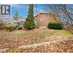 282 Talbot STREET West - 44