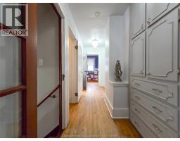 90 Stanley AVENUE - 10