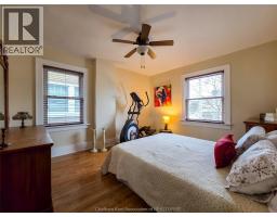 90 Stanley AVENUE - 29