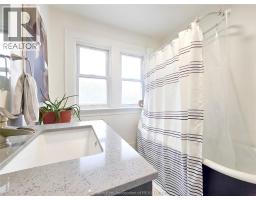 90 Stanley AVENUE - 42