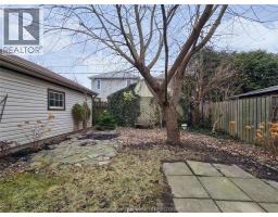 90 Stanley AVENUE - 7