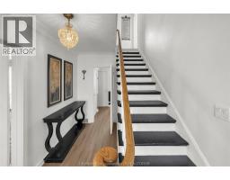 124 LLydican AVENUE - 19