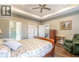 11 CHAMPLAIN COURT - 18