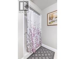 11 CHAMPLAIN COURT - 25