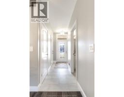 11 CHAMPLAIN COURT - 3