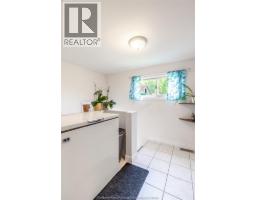 460 Queen STREET - 19