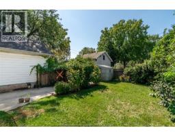 460 Queen STREET - 35