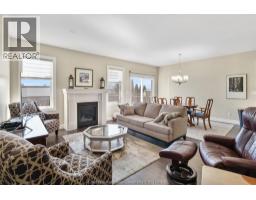 38 Lanz BOULEVARD - 13