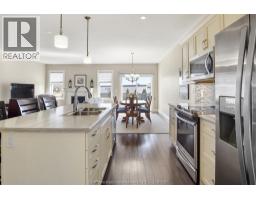 38 Lanz BOULEVARD - 21