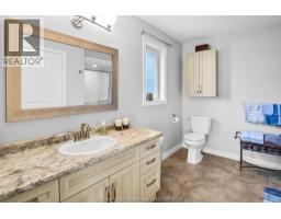 30 Lanz BOULEVARD - 33