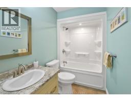 30 Lanz BOULEVARD - 41