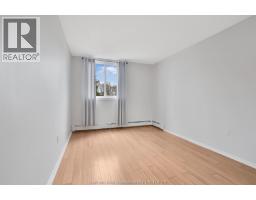 955 GRAND AVENUE West - 11