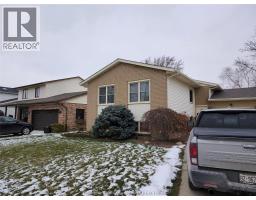 15 MONARCH DRIVE - 19