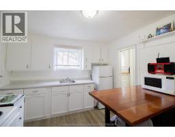 130 ELIZABETH STREET - 15