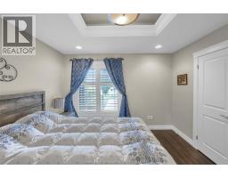 480 TWEEDSMUIR AVENUE West - 14