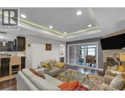 480 TWEEDSMUIR AVENUE West - 24