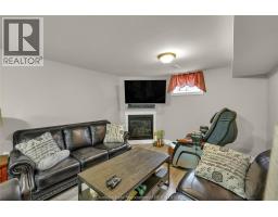 480 TWEEDSMUIR AVENUE West - 37