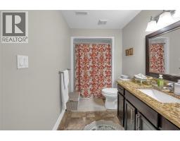 480 TWEEDSMUIR AVENUE West - 43