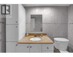 17 Nichols DRIVE - 33