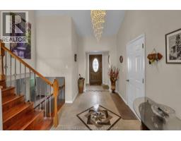 17 Nichols DRIVE - 4