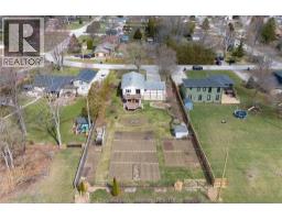 17 Nichols DRIVE - 46