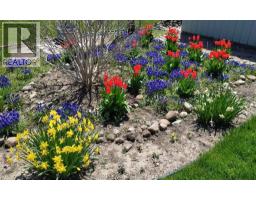 17 Nichols DRIVE - 49