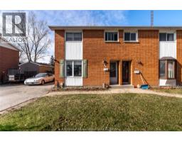 98 Wedgewood AVENUE - 1
