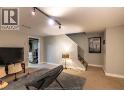 98 Wedgewood AVENUE - 17