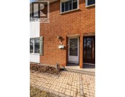 98 Wedgewood AVENUE - 24
