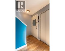 98 Wedgewood AVENUE - 4